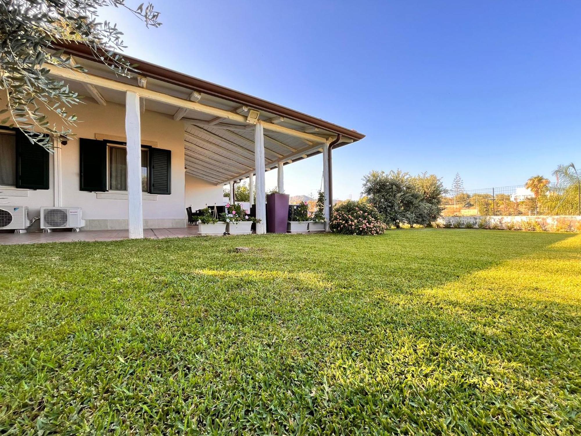 Summer House Avola Exterior photo